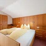 Kleewein By Interhome בית נופש זולדן