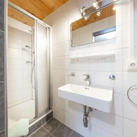 Kleewein By Interhome *