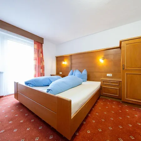 Kleewein By Interhome