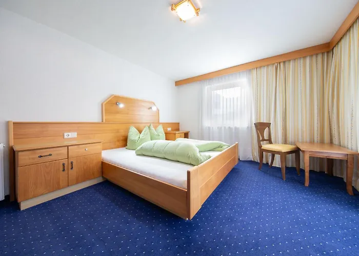 Kleewein By Interhome * Зёльден